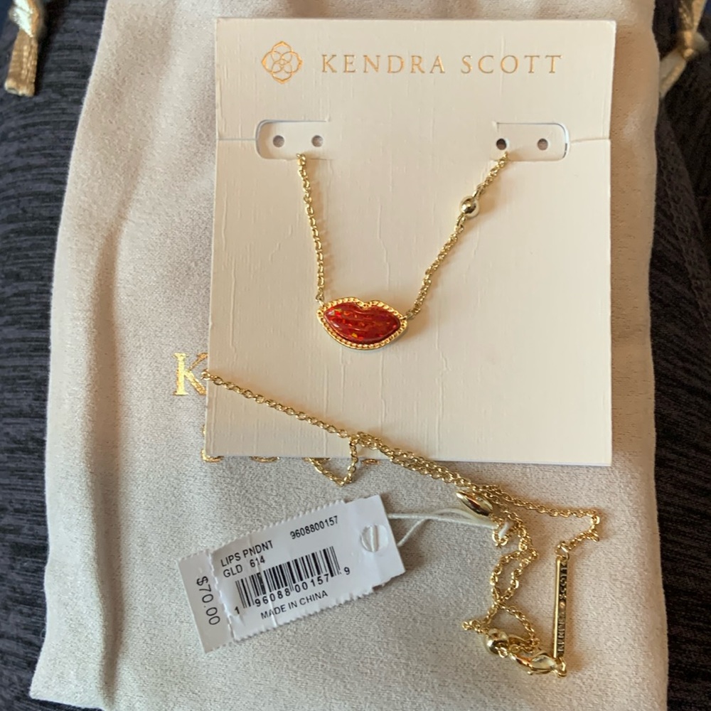 Kendra Scott lips necklace red and gold NWT